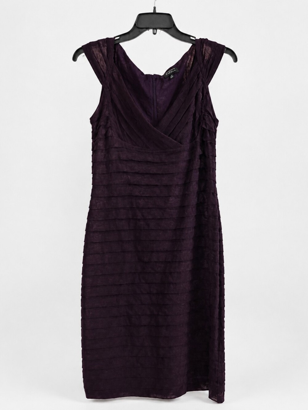 Adrianna Papell Elegant Purple Sleeveless Dress